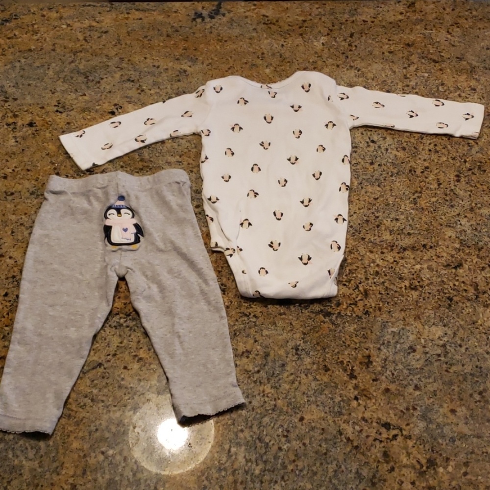Carter Outfit - Picture 2 of 4